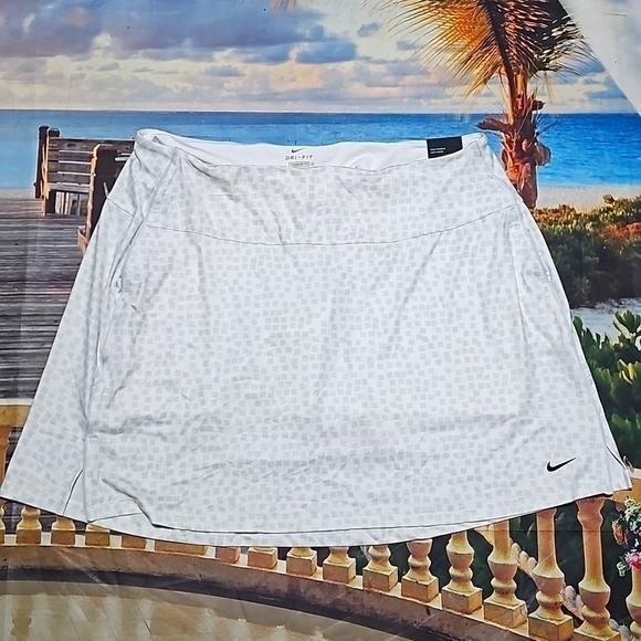 Nike Dry UV Golf Skort NWT XXL - Picture 1 of 11